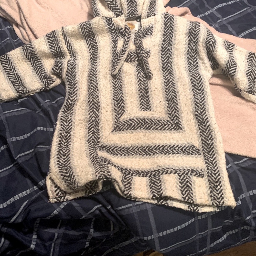 Unisex fleece adult small (drug rug)